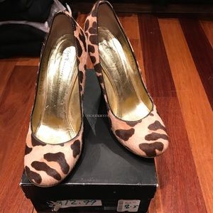 Giuseppe zanotti leopard pony hair wedges sz 39